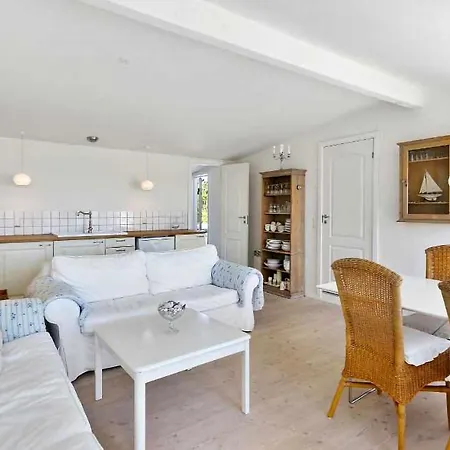 別荘 Cozy In With House Sea View Grenå