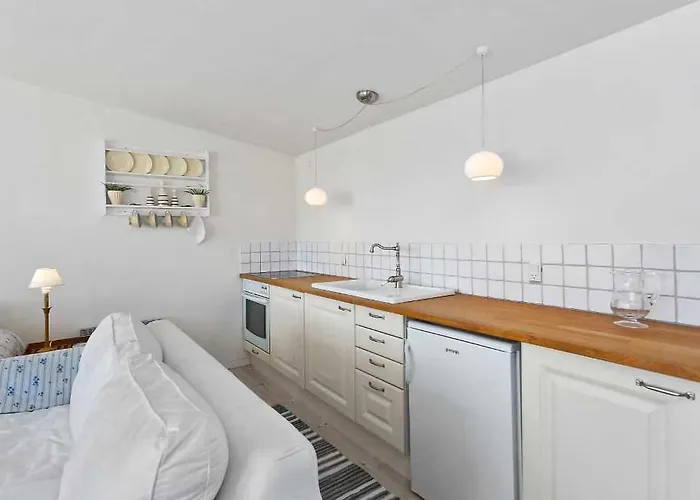 Cozy In With House Sea View