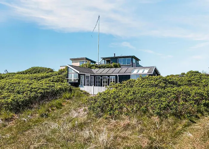Cozy In With House Sea View Grenå